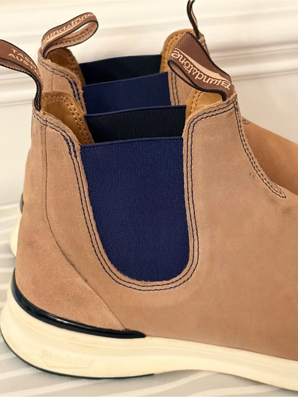 Blundstone Men's 2146 Suede Tan Leather Pull On Chelsea Boots 10 US/ 9 UK EUC